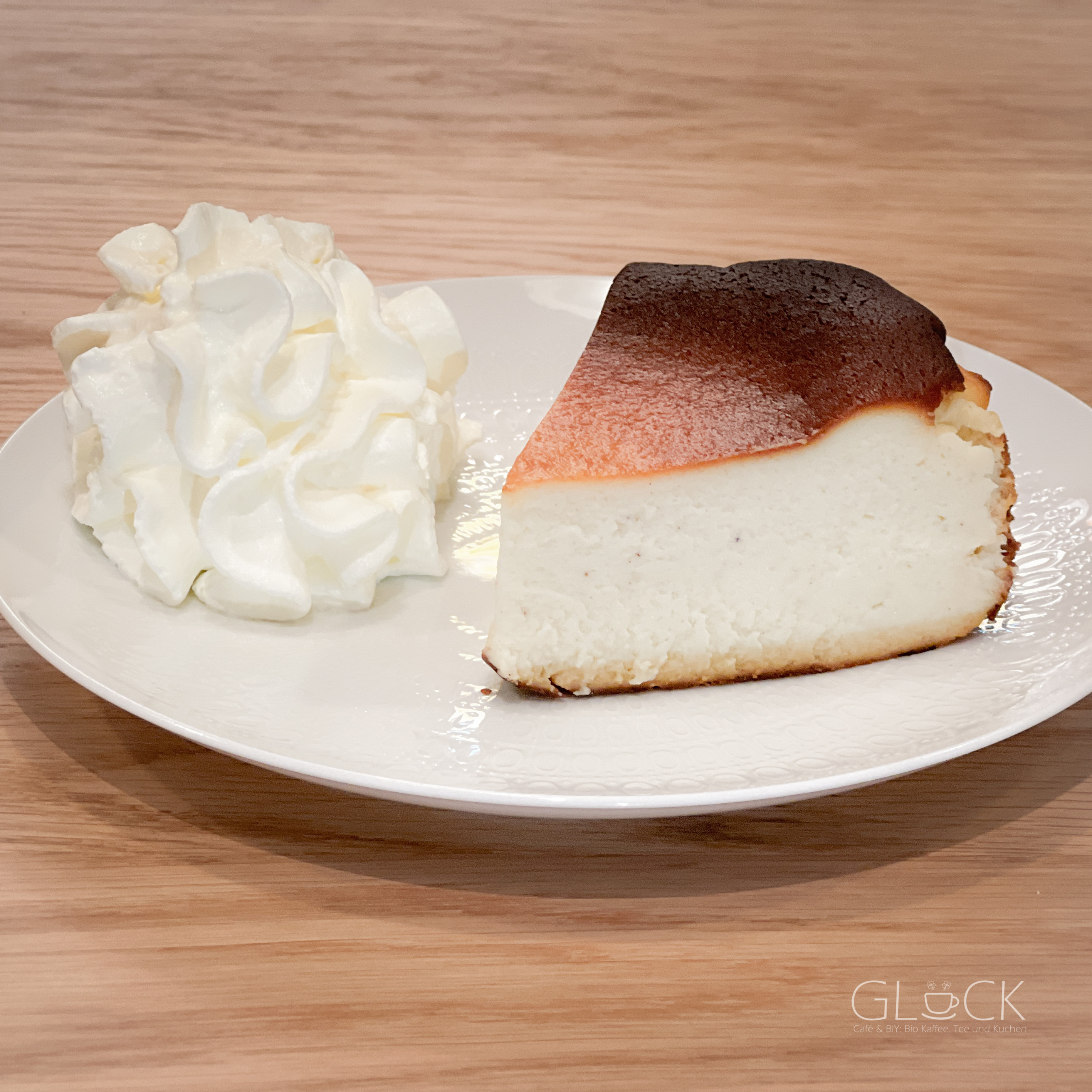 Käsekuchen im Cafe Siegen