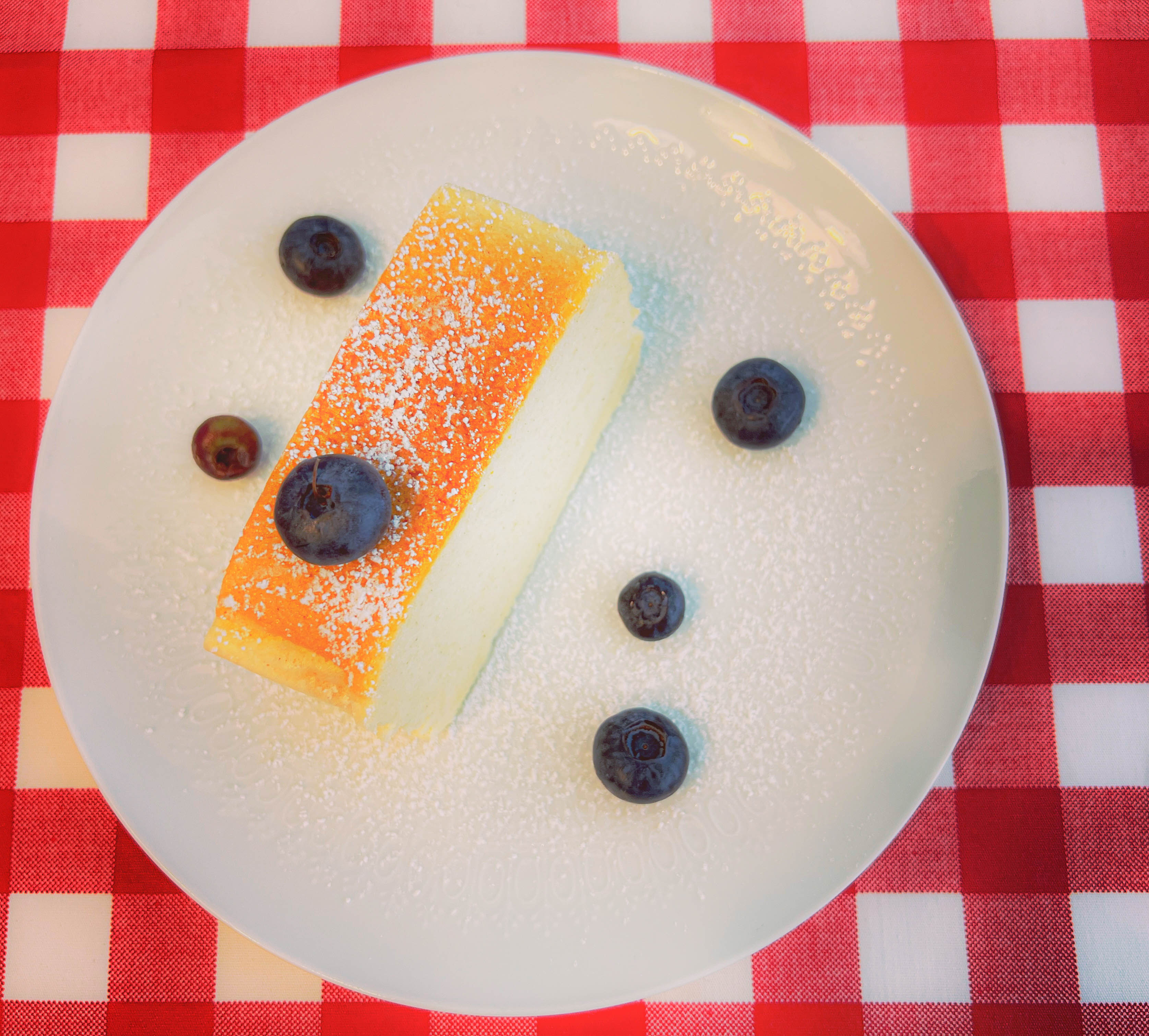 Kuchen, Japanischer Käsekuchen im Café Siegen